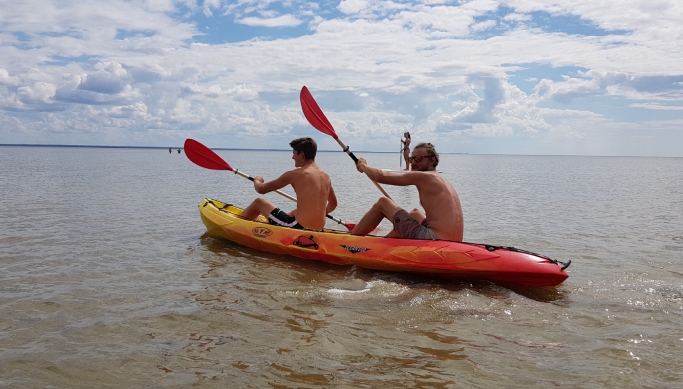 2 x seljatoega kajaki rent Pärnu rannas Surf Centerilt