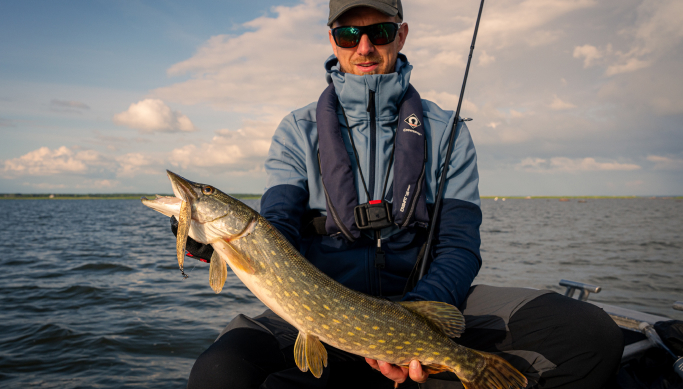 Kalastusgiidiga kalale - põnev püügipäev paadist