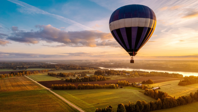 Kuumaõhupallilend – unustamatu seiklus taevas!